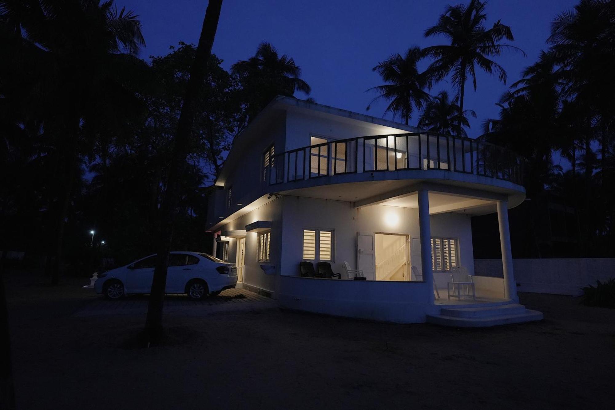 Beach At The White House Udupi Bagian luar foto