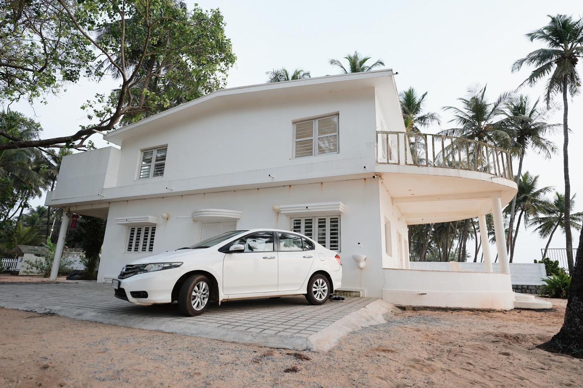 Beach At The White House Udupi Bagian luar foto